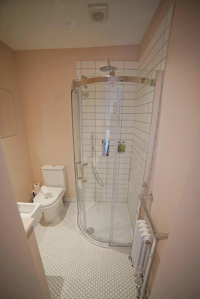 The Alma Taverns Boutique Suites Room 2 - Hopewell Бристоль Экстерьер фото